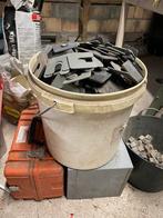 Opvulplaatjes en spieën in alle diktes en grotes, Enlèvement, Neuf