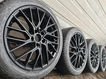18 inch Tesla Model 3 velgen banden bluetooth sensoren beschikbaar voor biedingen