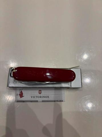 Couteau SUISSE de poche NEUF édition VICTORINOX beschikbaar voor biedingen