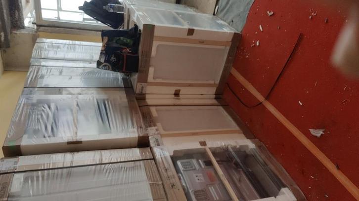 Travaux d’électricité & dépannage à bon prix, Doe-het-zelf en Bouw, Kratten en Dozen, Zo goed als nieuw, Ophalen
