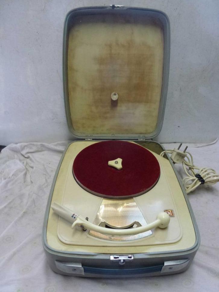 Klassieke PHILIPS-platenspeler type AG2145/95, Audio, Tv en Foto, Platenspelers, Refurbished, Platenspeler, Philips, Ophalen of Verzenden