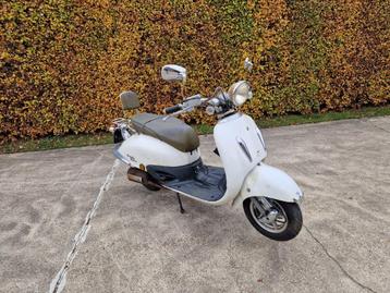 Fosti snorscooter a-klasse (Nederland) retro scooter patina beschikbaar voor biedingen