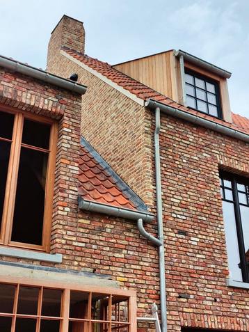 Oude Klampsteen 800 stuks beschikbaar voor biedingen