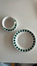 39 delig vintage servies - wit met groene ruiten, Huis en Inrichting, Zo goed als nieuw, Ophalen