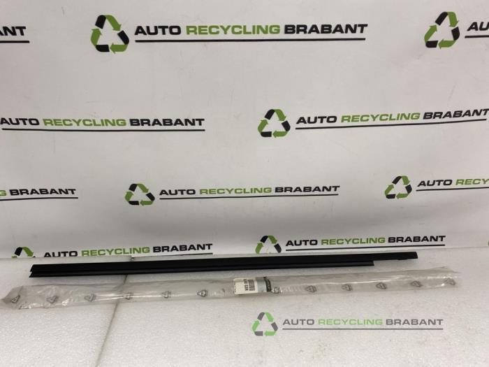 Divers d'un Renault Scenic, Autos : Pièces & Accessoires, Autres pièces automobiles, Utilisé, 3 mois de garantie