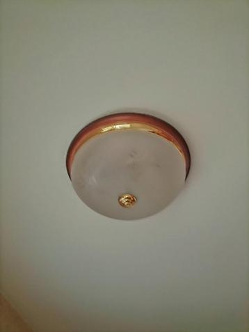 Plafondlamp  beschikbaar voor biedingen