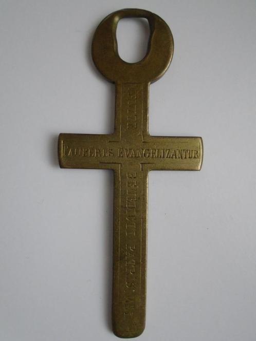 Ancienne croix relique religieuse en bronze, vers 1750 - 180, Collections, Religion, Utilisé, Christianisme | Catholique, Enlèvement ou Envoi