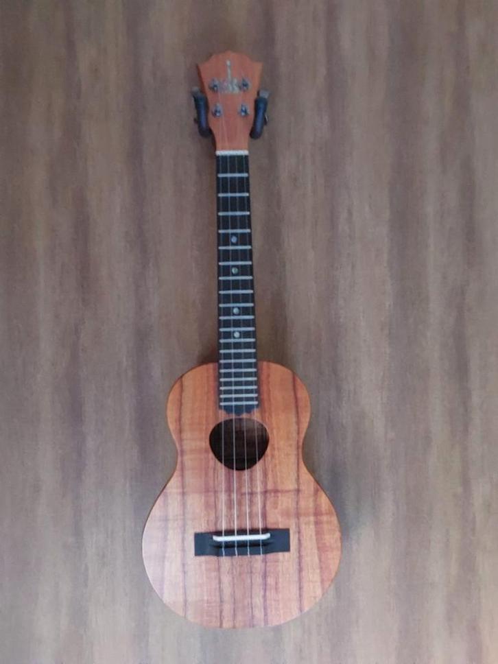 Ukelele Koaloha, Muziek en Instrumenten, Snaarinstrumenten | Gitaren | Akoestisch, Zo goed als nieuw, Ophalen