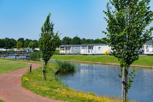 Hemelvaart of Pinksteren op 5-sterren camping in Zeeland!, Vacances, Campings, Parc de loisirs, Lac ou rivière, Animaux domestiques acceptés