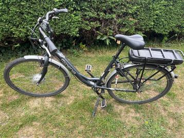 Elektrische damesfiets Minerva werkt niet beschikbaar voor biedingen