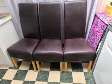 Mooie bruine leren stoelen eettafel, zo goed als  nieuw  beschikbaar voor biedingen