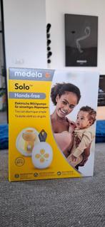Medela solo handsfree kolf, Kinderen en Baby's, Babyvoeding en Toebehoren, Ophalen, Zo goed als nieuw, Borstkolf