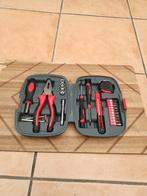 Coffret d outils, Bricolage & Construction, Outillage | Pièces de machine & Accessoires, Comme neuf, Enlèvement ou Envoi