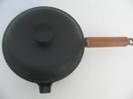 Le Creuset vintage Enzo Mari sauspan nr 20 / Nieuw, Huis en Inrichting, Ophalen of Verzenden, Nieuw, Gietijzer, Overige typen