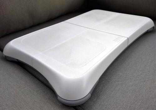 nintendo wii balance board voor Wii en Wii U, Games en Spelcomputers, Spelcomputers | Nintendo Consoles | Accessoires, Gebruikt