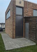 DRINGEN! Beton klinkers +/- 300 st  afmetingen 20 cm x 20 cm, Tuin en Terras, Ophalen of Verzenden, Zo goed als nieuw, Beton, Klinkers
