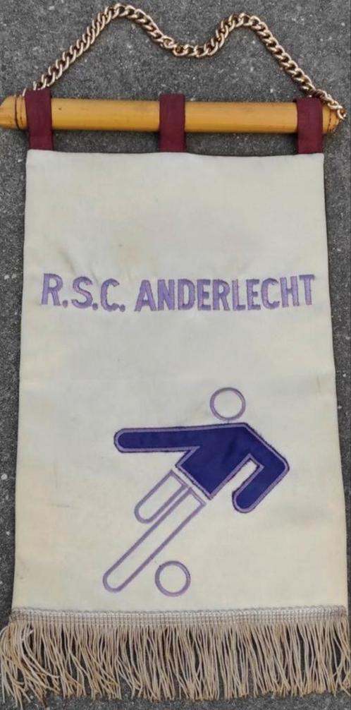 RSC Anderlecht 1960s sublieme geborduurde vintage vaandel vo, Verzamelen, Sportartikelen en Voetbal, Zo goed als nieuw, Ophalen of Verzenden