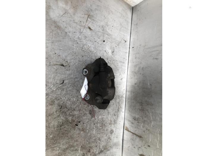 Remklauw (Tang) links-voor van een Opel Corsa, Auto-onderdelen, Remmen en Aandrijving, Opel, Gebruikt, 3 maanden garantie, Ophalen of Verzenden