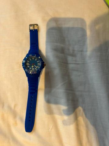 Horloge Kinderen beschikbaar voor biedingen
