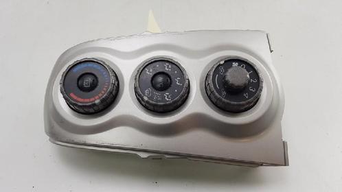 BEDIENINGSPANEEL VERWARMING Yaris II (P9) (|554060D190|), Auto-onderdelen, Dashboard en Schakelaars, Toyota, Gebruikt