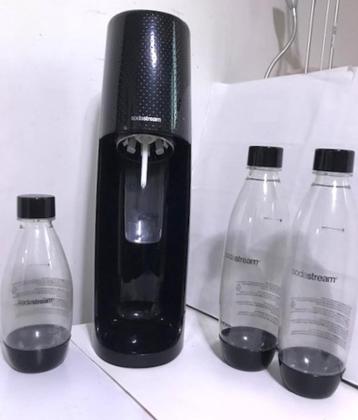 SodaStream met gasfles beschikbaar voor biedingen