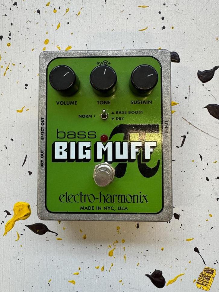 Electro-Harmonix Bass Big Muff Pi Fuzz Pedal, Muziek en Instrumenten, Effecten, Zo goed als nieuw, Distortion, Overdrive of Fuzz