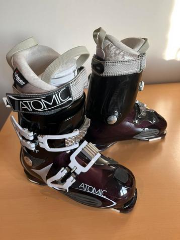 Botte de ski ATOMIC WOMEN Livefit 80 / Purple Black Mp 25,5, Skis, Comme neuf, Enlèvement, Atomic