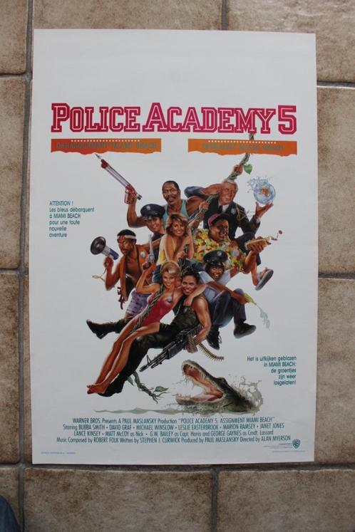 filmaffiche Police Academy 5 filmposter, Collections, Posters & Affiches, Comme neuf, Cinéma et TV, A1 jusqu'à A3, Rectangulaire vertical