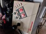 Te koop NES advantage controller test works, Games en Spelcomputers, Spelcomputers | Nintendo NES, Ophalen of Verzenden, Zo goed als nieuw