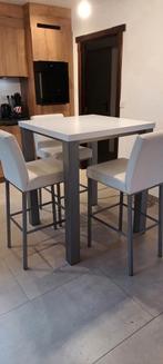 Bartafel/ keukentafel met 3 stoelen, Ophalen, Zo goed als nieuw