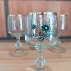 4 Borrelglaasjes shotglas glas glazen met bloemen, Ophalen of Verzenden, Borrel- of Shotglas, Zo goed als nieuw