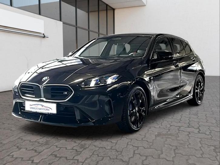 BMW M135 xDrive-new model-ACC-Head-up-Leder-H.K.-Mem. seats, Auto's, BMW, Bedrijf, Te koop, 1 Reeks, 360° camera, 4x4, ABS, Achteruitrijcamera