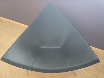 UNIEK: set van 4 originele Vitra Coconut Chairs, Huis en Inrichting, Stoelen, Ophalen, Zwart, Metaal, Zo goed als nieuw
