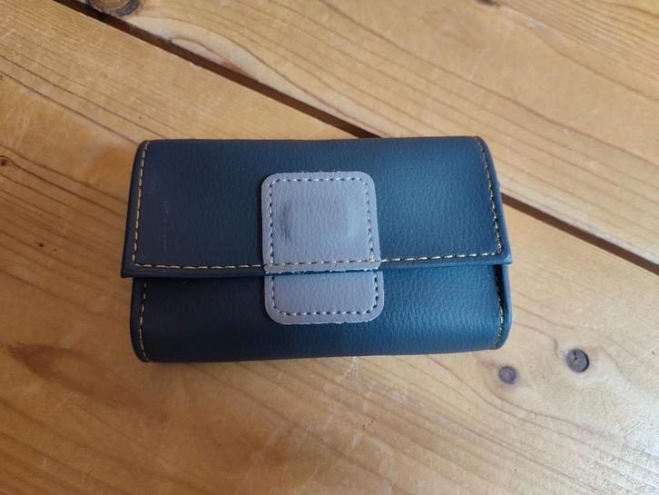 Pilulier hebdomadaire, Handtassen en Accessoires, Portemonnees, Nieuw, Grijs, Ophalen