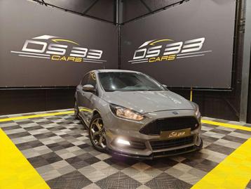 Ford Focus 2.0 EcoBoost ST 250pk/Milltek+Maxton/Recaro/Sony beschikbaar voor biedingen