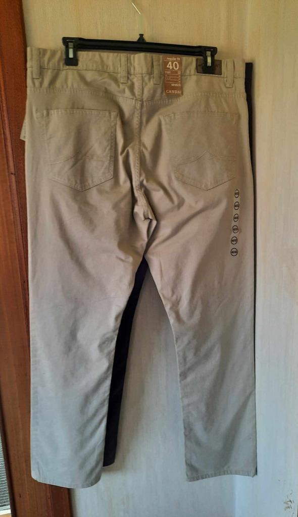 2 Splinternieuwe Herenbroeken Large Beige en Donkerblauw, Kleding | Heren, Broeken en Pantalons, Nieuw, Maat 52/54 (L), Beige