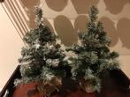 Set van 2 kunst kerstbomen kerstboompjes  45 cm h, Diversen, Kerst, Ophalen of Verzenden, Zo goed als nieuw