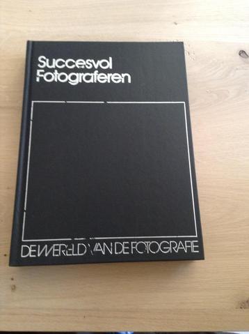 Succesvol fotograferen beschikbaar voor biedingen