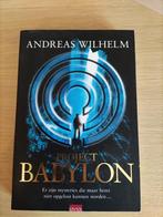 boek : Project Babylon (nieuwstaat), Livres, Thrillers, Comme neuf, Enlèvement ou Envoi