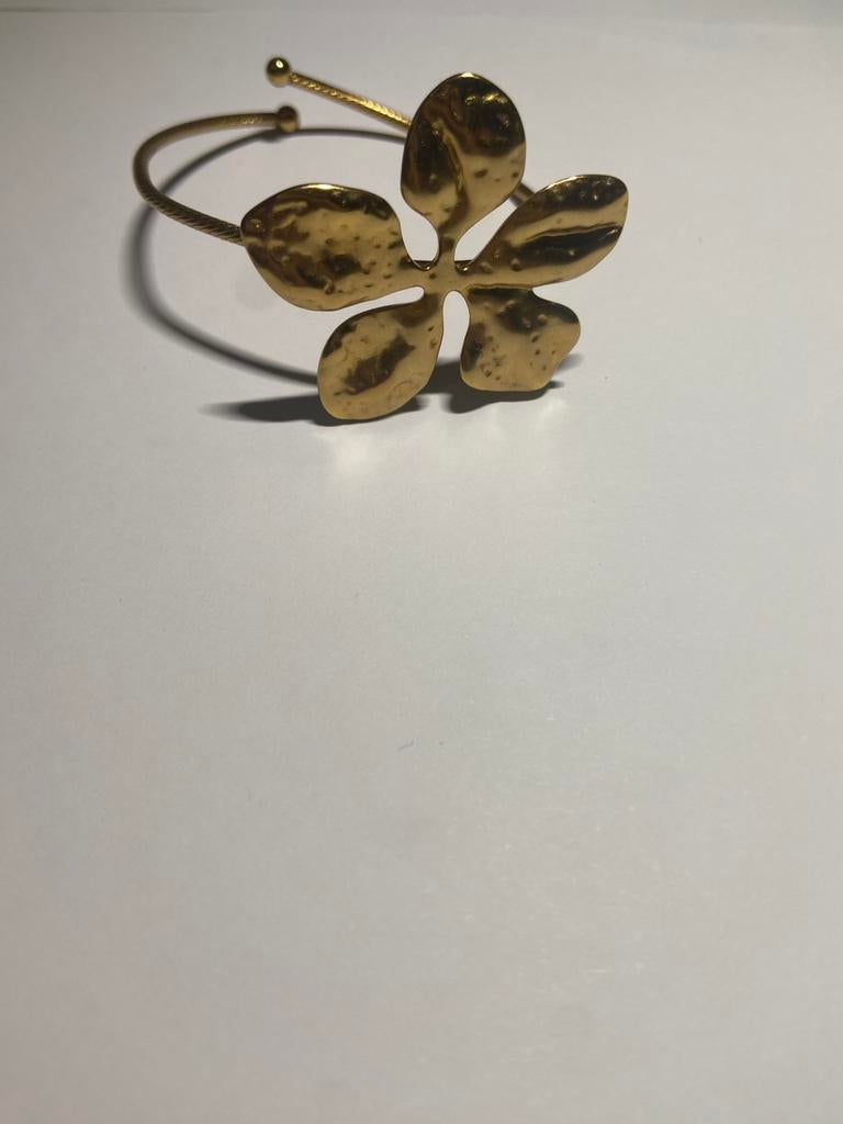 Bracelet en forme de fleur, Enlèvement ou Envoi, Comme neuf