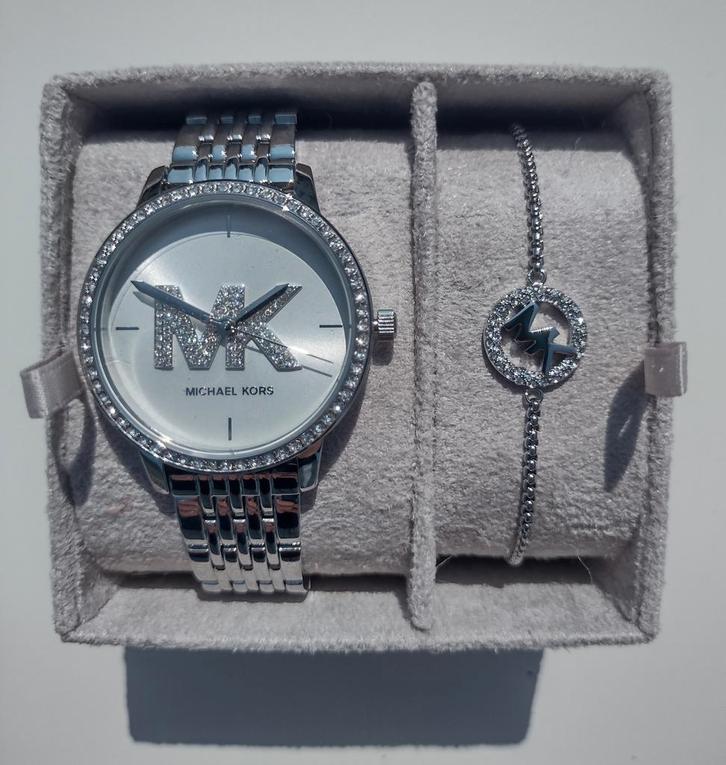Michael Kors horloge en armband - nieuw!, Handtassen en Accessoires, Horloges | Dames, Nieuw, Polshorloge, Overige merken, Overige materialen