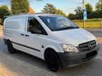 MERCEDES VITO **96.000km**Euro5**, Auto's, Bestelwagens en Lichte vracht, Euro 5, Stof, Zwart, Wit