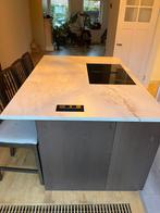 Moderne Notenhoutkleur Eilandkeuken +COMPOSIET GEDEMONTEERD, Huis en Inrichting, Overige kleuren, Overige typen, Ophalen of Verzenden