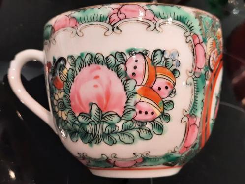 Petite tasse chinoise pour le thé, Antiek en Kunst, Antiek | Servies los, Ophalen