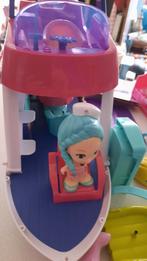 Sandy en haar droomhuis & luxe jacht, Enlèvement