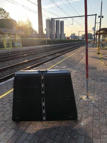 TC2 hardcase bike travel bag beschikbaar voor biedingen