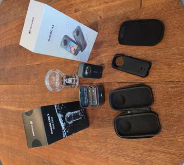  Insta360 X3 – Caméra 360 avec accessoires – État impec. beschikbaar voor biedingen