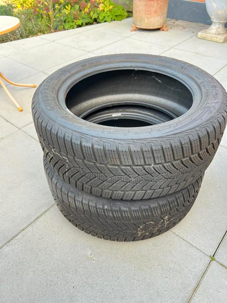 Winterbanden 225/50R17 98H runflat, Auto-onderdelen, Banden en Velgen, Band(en), Winterbanden, Ophalen