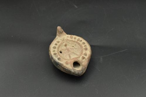 Terracotta olielamp, Antiek en Kunst, Antiek | Keramiek en Aardewerk, Ophalen of Verzenden