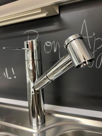 Keukenkraan met sproeier chroom beschikbaar voor biedingen